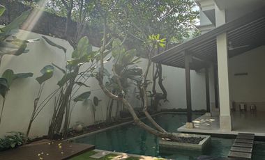 5 Bedroom Modern House in Tropical Private Compound in Pejaten Barat