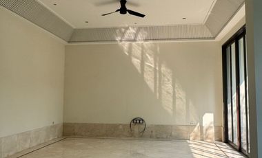 5 Bedroom Modern House in Tropical Private Compound in Pejaten Barat