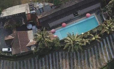 Dijual Villa + Restaurant Nuansa Pedesaan dekat Wisata New LS KSBN