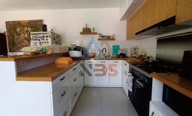 FOR SALE VILLA CANTIK DENGAN TAMAN INDAH DEKAT GERBANG TOL NUSA DUA