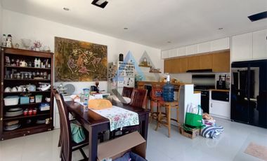 FOR SALE VILLA CANTIK DENGAN TAMAN INDAH DEKAT GERBANG TOL NUSA DUA