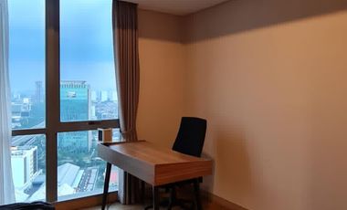 Disewakan Apartement Holland Village 1 3BR Full Furnish, Cempaka Putih