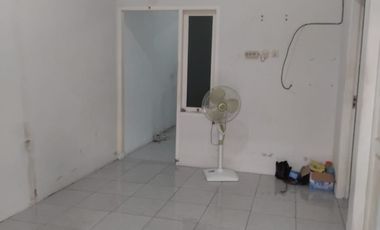 Dijual Cepat Rumah Rapi Di Perumahan Damai Lestari 1 Siap Huni 6x