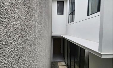 Dijual Rumah Baru Bagus & Siap Huni Setraduta Bandung
