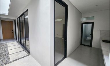Dijual Rumah Baru Bagus & Siap Huni Setraduta Bandung