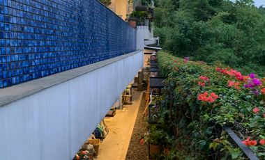 Villa Mewah di Citra Green Dago Dengan View Lembah, Bandung