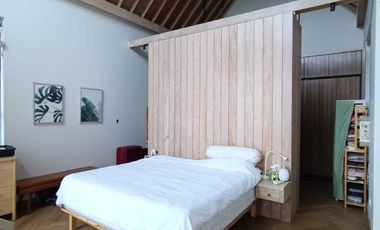 Villa Mewah di Citra Green Dago Dengan View Lembah, Bandung