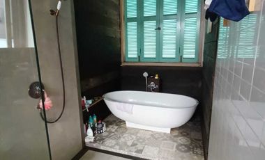 Villa Mewah di Citra Green Dago Dengan View Lembah, Bandung