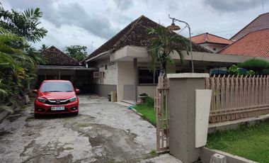 Di Jual Rumah Induk Dan Kos di Pusat Kota Blitar Dekat Kebon Rojo