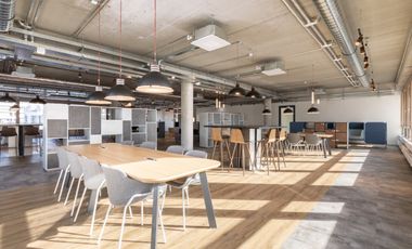 Regus - Kensington Tower (Coworking)