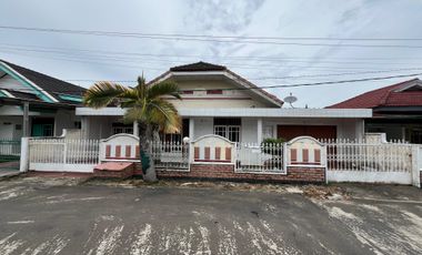 DIJUAL RUMAH LUAS BUKIT SEJAHTERA POLIGON PALEMBANG – Siap Huni