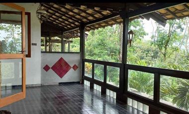 Villa Murah Trawas Mojokerto