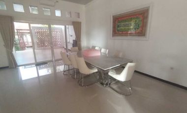 DiJual Rumah Mewah Di Blitar Plus Furniture,Kandang Kambing dan Lahan