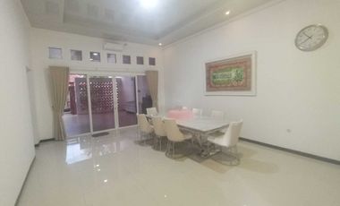 DiJual Rumah Mewah Di Blitar Plus Furniture,Kandang Kambing dan Lahan