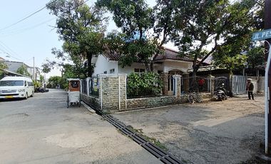 Dijual rumah kokoh lt187/90 hrg1,1m di Cisaranten Arcamanik