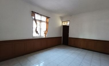 Dijual rumah kokoh lt187/90 hrg1,1m di Cisaranten Arcamanik