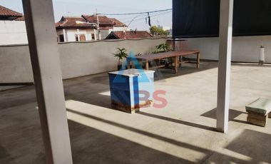 Dijual rumah 2 lantai Baru direnovasi Di monang maning Denpasar barat