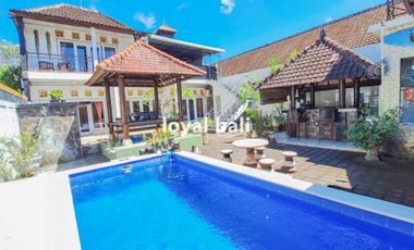 Villa, Villa with Homestay Concept in Jimbaran, Bali