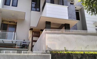 Dijual Rumah Siap Huni 3 LT SetiaBudi Regency Bandung