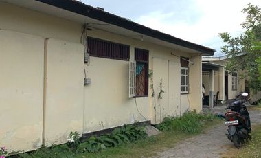 Rumah di Moncok dekat jl udayana Mataram