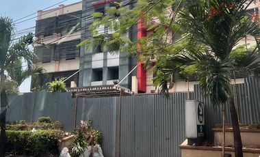 Ex hotel 4lt hanya 50m dr raya darmo