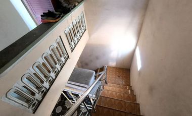 DIJUAL CEPAT Rumah & Ruang Usaha Warung makan di Lingk Ramai Kartasura