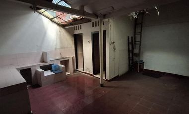 Disewakan Rumah 1lt pusat kota Sukabumi Jl A Yani , Gg Lipur no.3