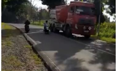 Raya daendles brondong lamongan