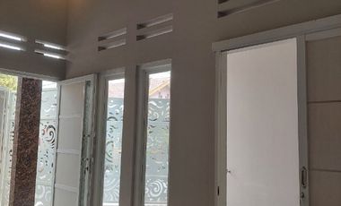 Rumah Baru Mewah Mangkubumen Tengah Kota Solo Siap Pakai