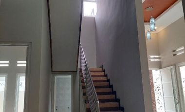 Rumah Baru Mewah Mangkubumen Tengah Kota Solo Siap Pakai