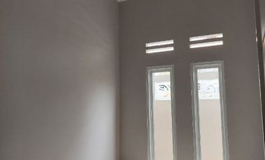 Rumah Baru Mewah Mangkubumen Tengah Kota Solo Siap Pakai