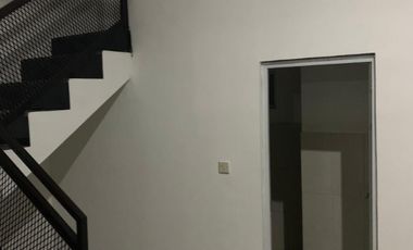 Rumah baru di sewa kontrakan 2 lantai di Tarogong Garut