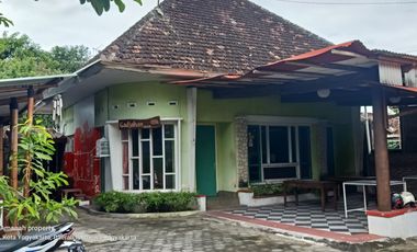 TANAH BONUS RUMAH HERITAGE MURAH STRATEGIS DEKAT ALUN ALUN KOTA YOGYA