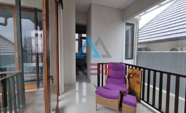 DIJUAL VILLA SANUR PEMANDANGAN SAWAH 10 MENIT KE PANTAI SANUR