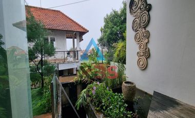 DIJUAL VILLA SANUR PEMANDANGAN SAWAH 10 MENIT KE PANTAI SANUR