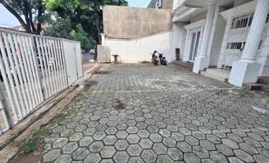 TURUN HARGA JARANG ADA DISEWA RUMAH USAHA PINGGIR JALAN RAYA GANDA