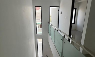 Jual rumah deltasari, perumahan deltasari waru, rumah baru 2 lantai,