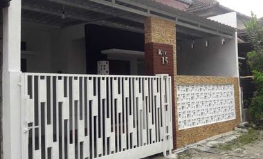 Rumah Mungil di Pusat Kampus Swasta Seturan