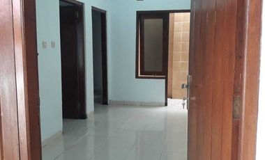 Rumah Mungil di Pusat Kampus Swasta Seturan