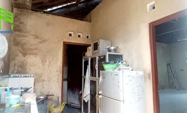 Rumah dekat jalan raya di mojosongo boyolali