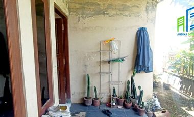 Rumah dekat jalan raya di mojosongo boyolali