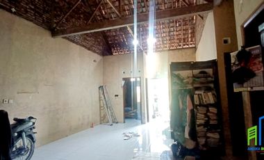 Rumah dekat jalan raya di mojosongo boyolali