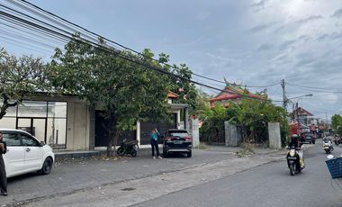 Di Jual Rumah + Toko Lokasi Strategis Di Jl. Palapa - Sesetan Denpasar