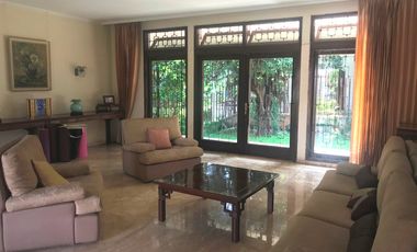 Rumah 1 Lantai Halaman Luas di Jl Garuda Komp Megapolitan Cinere