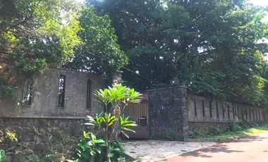 Rumah 1 Lantai Halaman Luas di Jl Garuda Komp Megapolitan Cinere