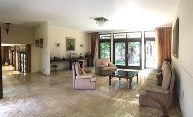 Rumah 1 Lantai Halaman Luas di Jl Garuda Komp Megapolitan Cinere