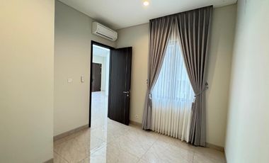 Disewakan Rumah Mewah Baru 5kt di Morizen Sumarecon Bekasi