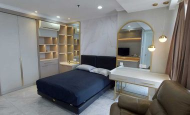 Disewakan Apartement Penthouse 2 Lntai Full Furnish di Pantai Mutiara