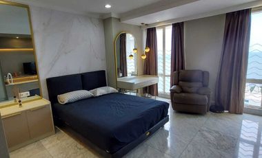 Disewakan Apartement Penthouse 2 Lntai Full Furnish di Pantai Mutiara