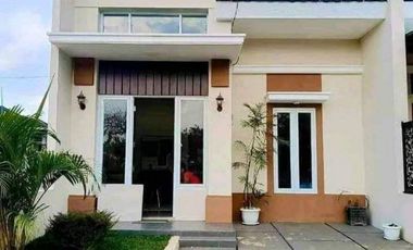 Rumah View Danau di Makassar hanya 400jt an dekat Kampus UNHAS